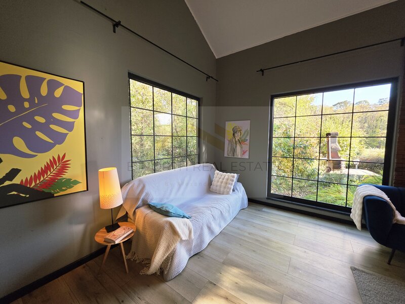 Resedinta exclusivista cu deschidere la Lacul Scrovistea.