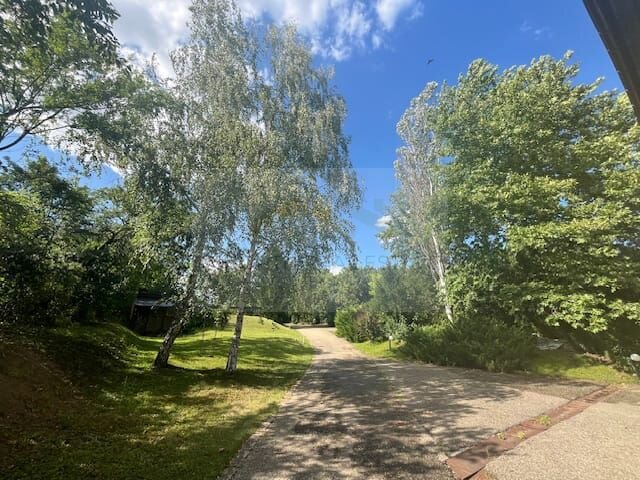 Resedinta exclusivista cu deschidere la Lacul Scrovistea.